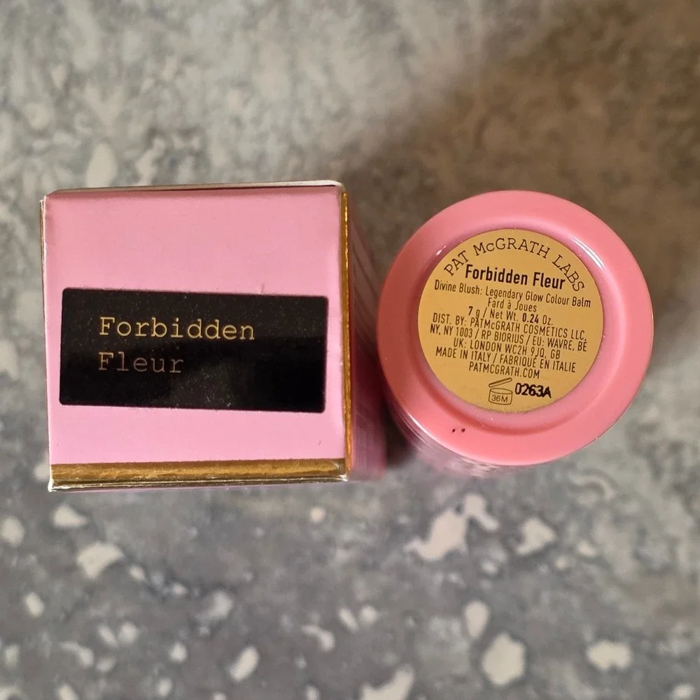 Pat McGrath Labs Divine Blush Legendary Glow Color Balm Shade‎ Forbidden Fleur